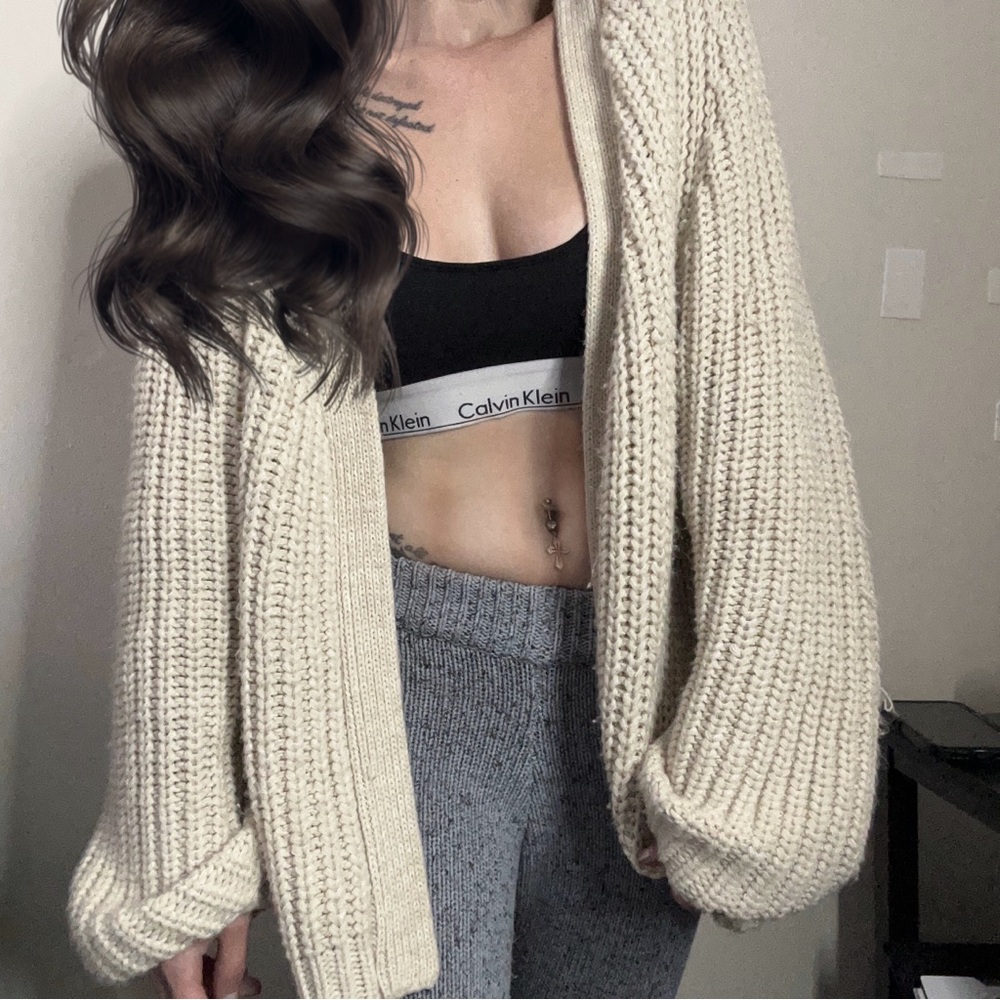 Chunky Knit Beige Long Sleeve Cardigan - Picture 16 of 16